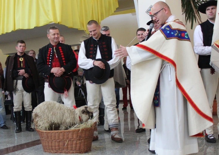 II Łossod w Szczyrku - Msza św. w kościele śś. Piotra i Pawła