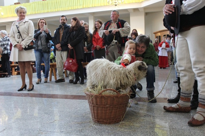 II Łossod w Szczyrku - Msza św. w kościele śś. Piotra i Pawła