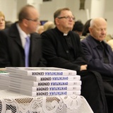 Oko na rodziny
