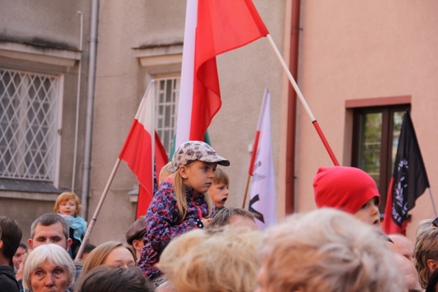 Pomnik "Inki" stanął na Woli