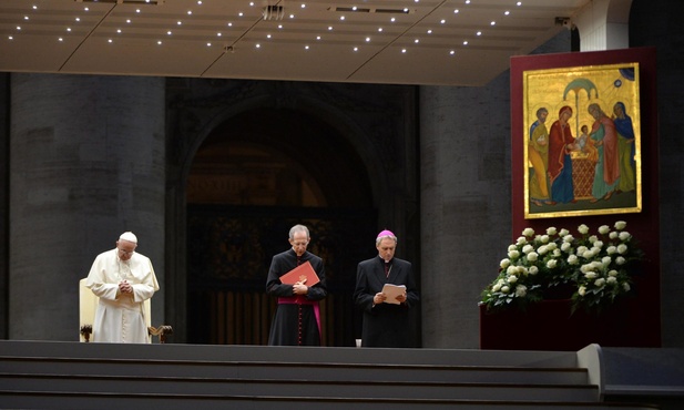 Z Nazaretu na Synod