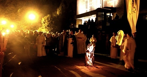 Różaniec przez cały dzień