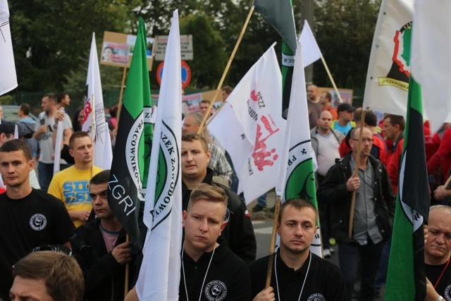 Manifestacja górników pod kopalnią "Brzeszcze"