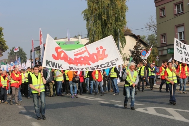 Manifestacja górników pod kopalnią "Brzeszcze"