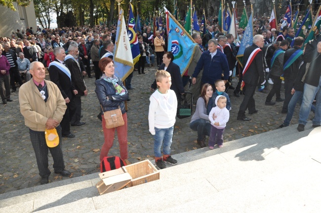 Pielgrzymka hodowców i orkiestr