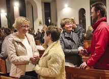 Na spotkaniu w Szkole Ewangelizacji Cyryl i Metody jego uczestnicy w dwójkach deklarowali, że chcą oddać Jezusowi całe swoje życie