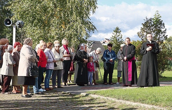  „Koronka na ulicach miast świata” organizowana jest w rocznicę beatyfikacji bł. Michała Sopoćki 