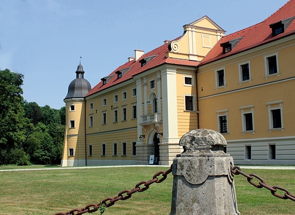  Ośrodek Formacyjno-Edukacyjny w Rudach, tzw. Stare Opactwo