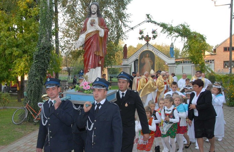 Nawiedzenie obrazu Jezusa Miłosiernego w Borusowej