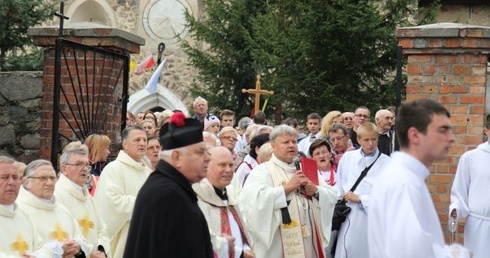 Przenikające spojrzenie Zbawiciela