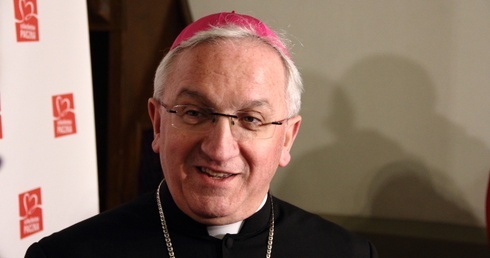 Nuncjusz zaangażowany