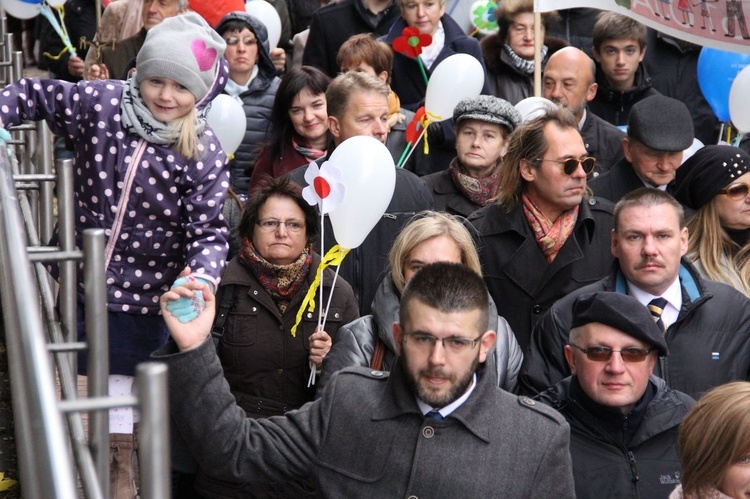 VII Diecezjalny Marsz dla Życia i Rodziny w Brzesku