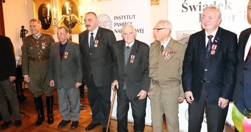 Uhonorowano świadków historii narodowej