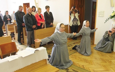 Liturgia ze ślubami jest bogata w wiele pięknych i symbolicznych gestów