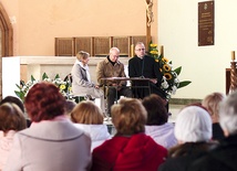  W sobotę 10 października w Prabutach spotkały się osoby należące do Odnowy w Duchu Świętym w diecezji elbląskiej