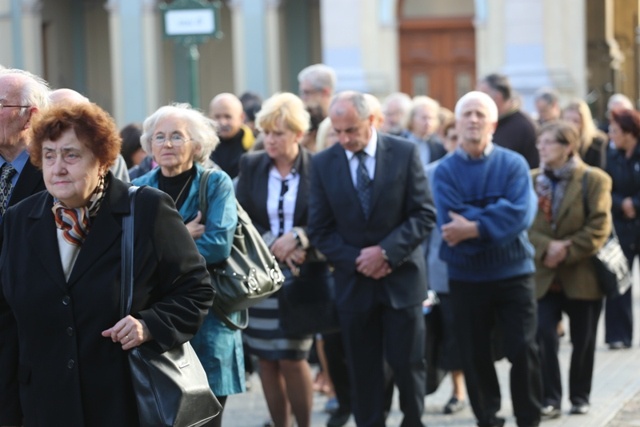 Ostatnie pożegnanie śp. Anny Abdank-Kozubskiej