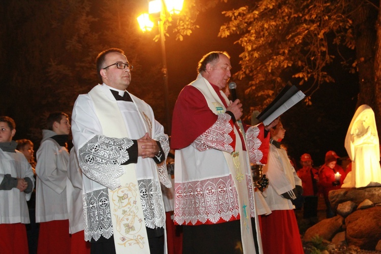 Procesja fatimska w Oleśnie