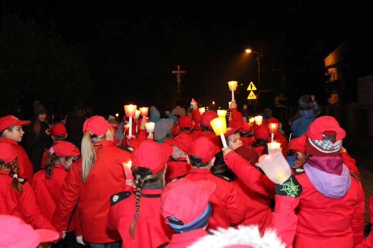 Procesja fatimska w Oleśnie