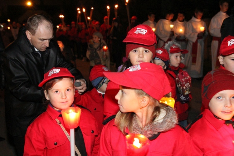 Procesja fatimska w Oleśnie