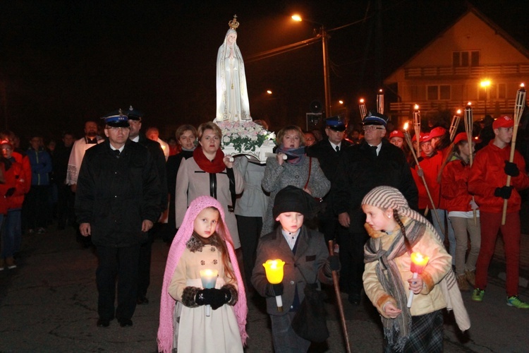 Procesja fatimska w Oleśnie