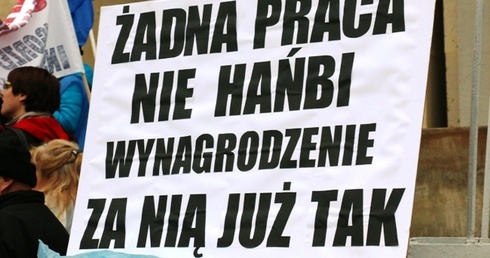 "Żadna praca nie hańbi, pensja już tak" 
