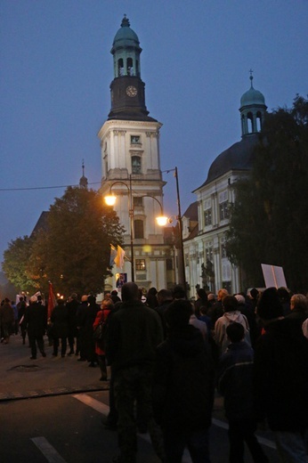 Mieszkańcy Trzebnicy kochają św. Jadwigę (2015)