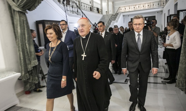 Relikwie papieża w Sejmie