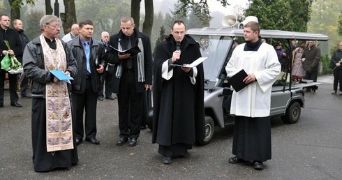 Godność Boga w człowieku
