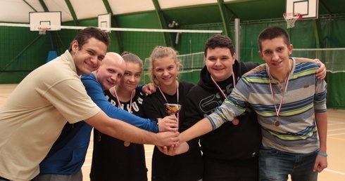 Katolicka piłka siatkowa