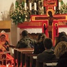  Od 25 lat kolejne pokolenia młodzieży spotykają się co miesiąc na modlitwie śpiewami z Taizé w kościele NMP na Piasku. Najbliższa okazja będzie 4 listopada po Mszy św. o godz. 18.30