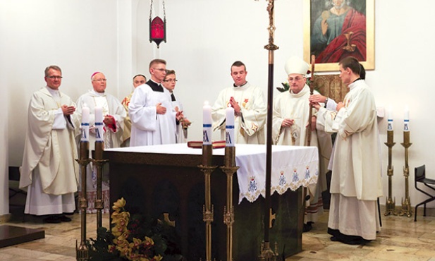 Mszy Świętej inaugurującej rok akademicki przewodniczył biskup elbląski ks. dr Jacek Jezierski