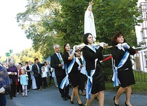 Wójtowice. Wizycie Maryi towarzyszyły niecodzienne wydarzenia,  które ich uczestnicy odebrali w sposób duchowy