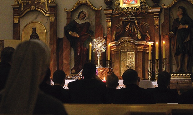 Wspólnota seminaryjna to przede wszystkim miejsce spotkania z Bogiem i człowiekiem