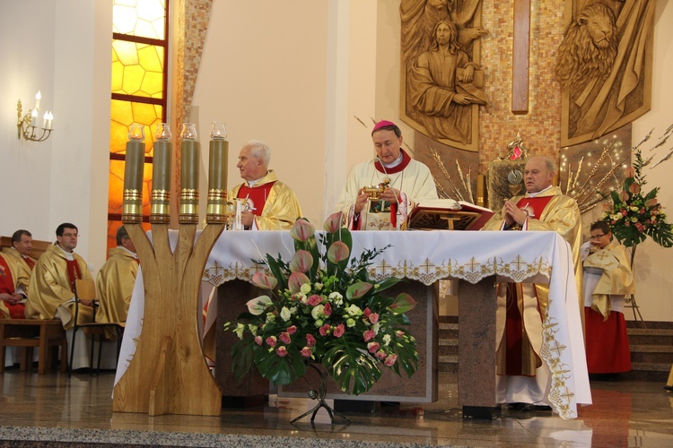 Konsekracja kościoła w Mielcu-Rzochowie