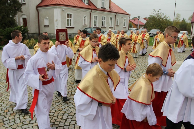 Konsekracja kościoła w Mielcu-Rzochowie