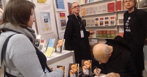 Meteorytowe Targi Książki