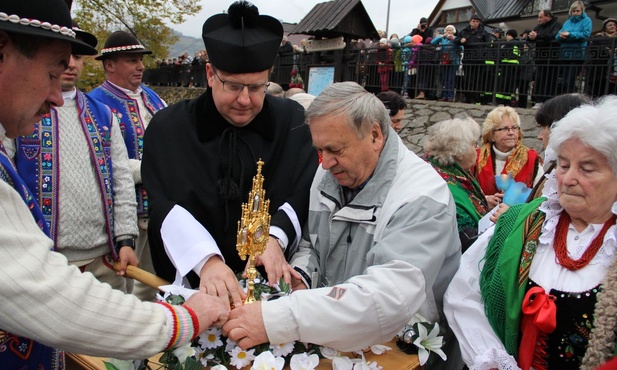 Wędrował przez nasze góry i teraz też jest z nami - mówią szczawniccy górale