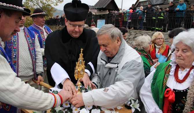 Wędrował przez nasze góry i teraz też jest z nami - mówią szczawniccy górale