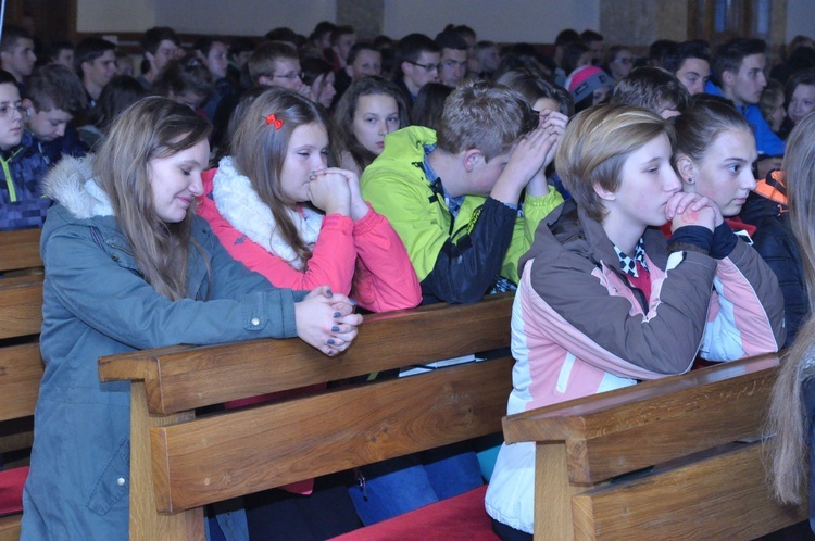 Spotkanie młodych w Ochotnicy Górnej