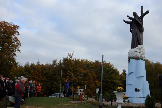 Pielgrzymka Świętych Gór Diecezji - Góra Polanowska i Domacyno