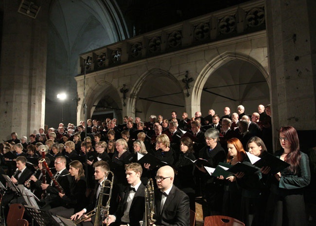 Koncert "Budowanie mostów w muzyce - 2015"