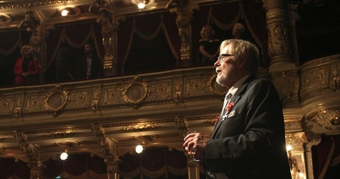 A to teatr właśnie!