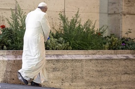 Franciszek w szpitalu u francuskiego kardynała