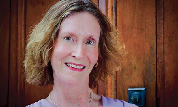 Sarah Young od lat lat spisuje to, co „dyktuje” jej Jezus. Jej książki osiągnęły rekordy sprzedaży. Ona sama ukrywa się przed światem