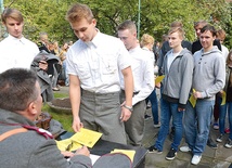 Podczas historycznej rekonstrukcji, zorganizowanej z okazji 100. rocznicy wymarszu legionistów, w role rekrutów wcielili się radomscy licealiści