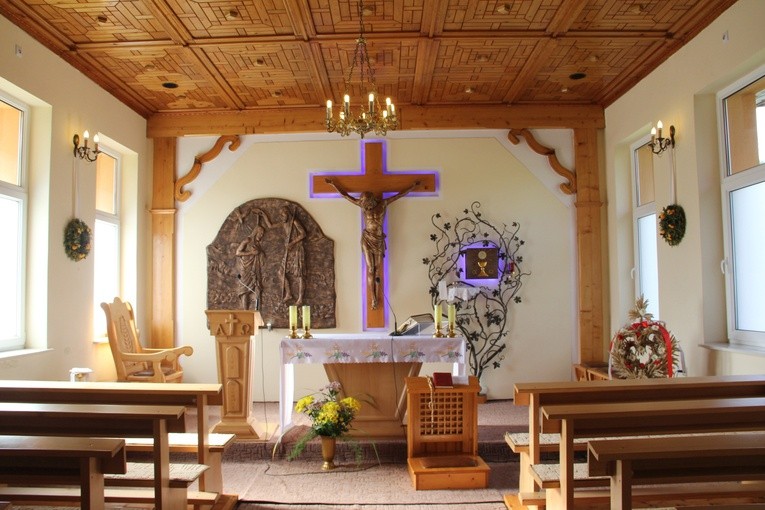 Kościoły i kaplice parafii Jurków