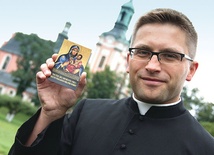 Ks. Przemysław Janicki jest diecezjalnym duszpasterzem powołań. Najbliższe rekolekcje – od 6 do 8 listopada dla osób w wieku od 14 do 17 lat. Informacje i zapisy: domswjacka@gmail.com