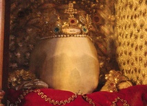 Wszystkie czaszki eksponowane w klasztorze to relikwie męczenników, którzy zginęli za wiarę Chrystusową w czasach rzymskich