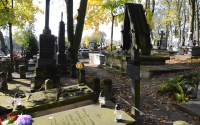 Nałęczowski cmentarz