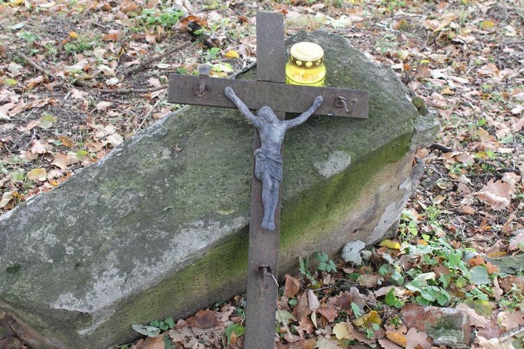 Stary Cmentarz na "Piaskach" w Miechocinie